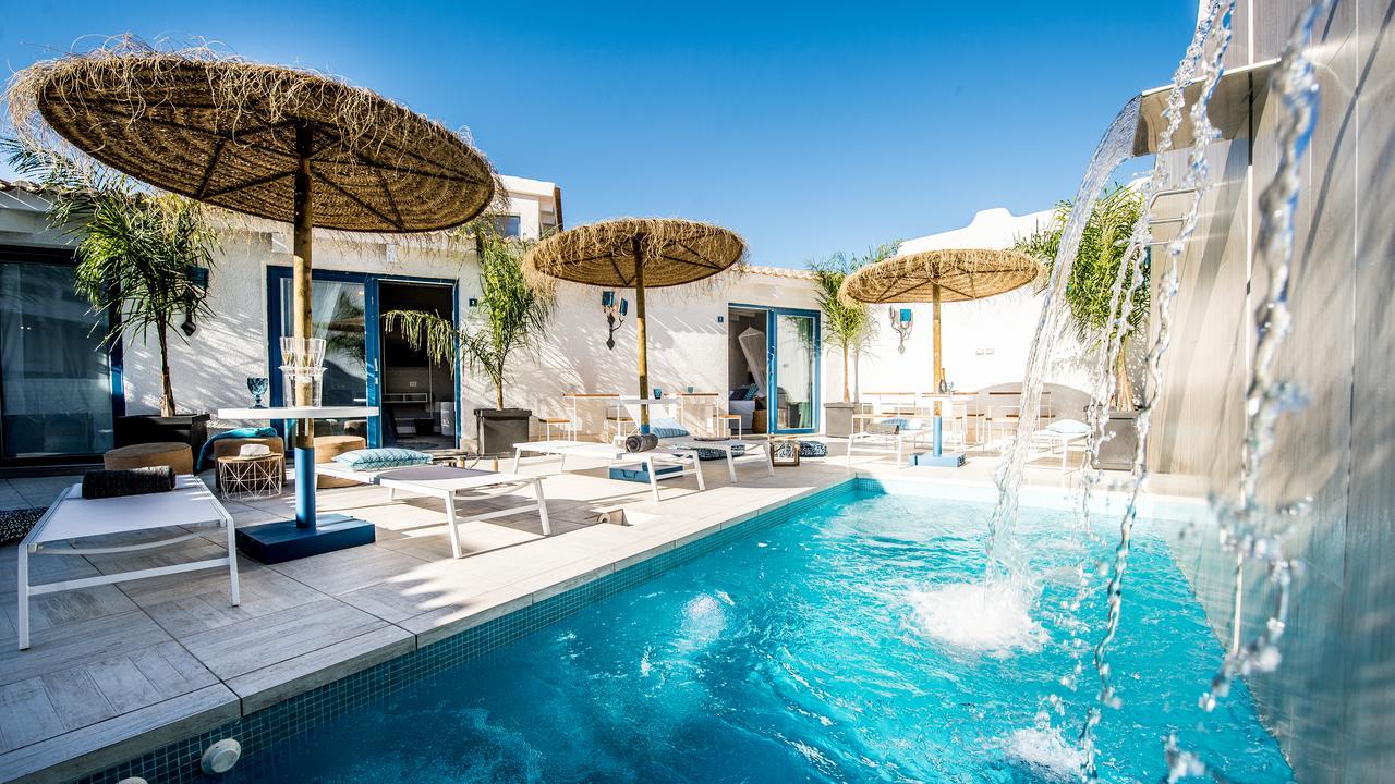 Boutique Hotel Capo Blu Santa Margherita di Pula Exterior foto